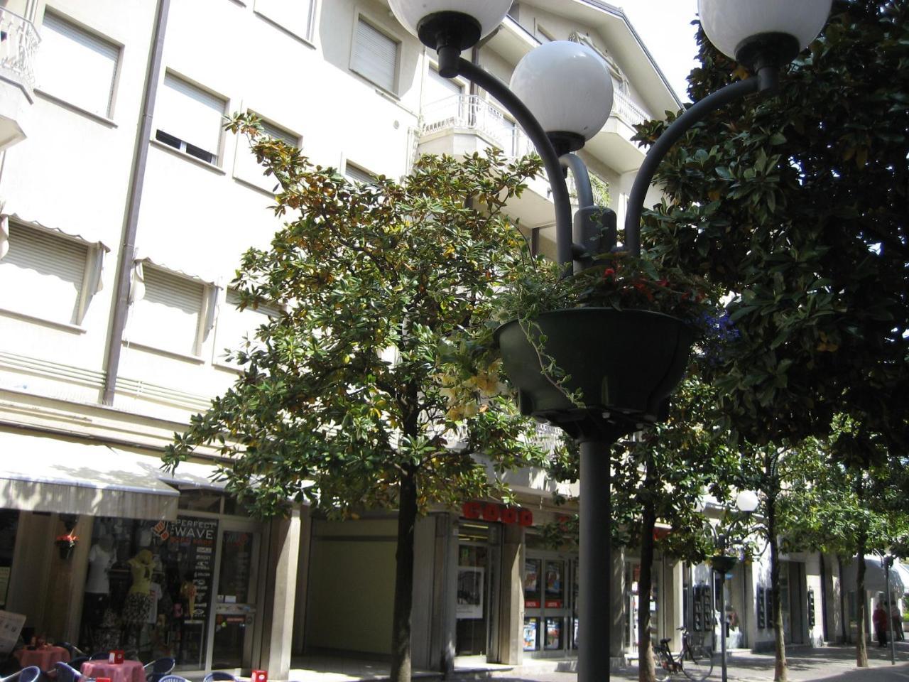 Appartamento Warner Grado Bagian luar foto